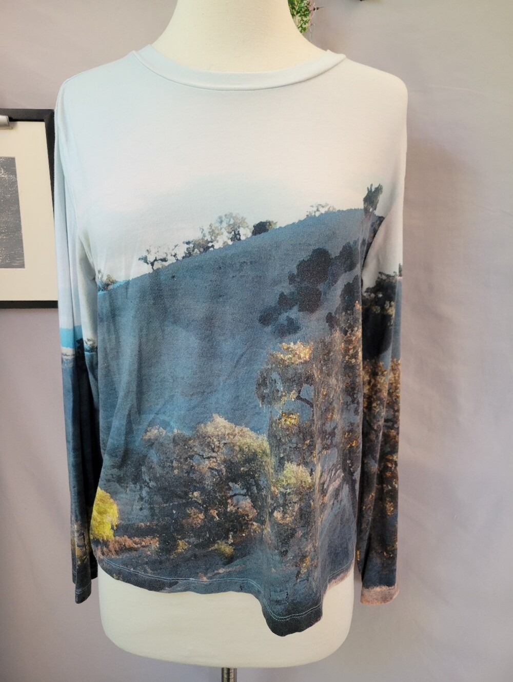 The Kit Bamboo Cotton Trees Outdoor Print Long Sleeve Tee M